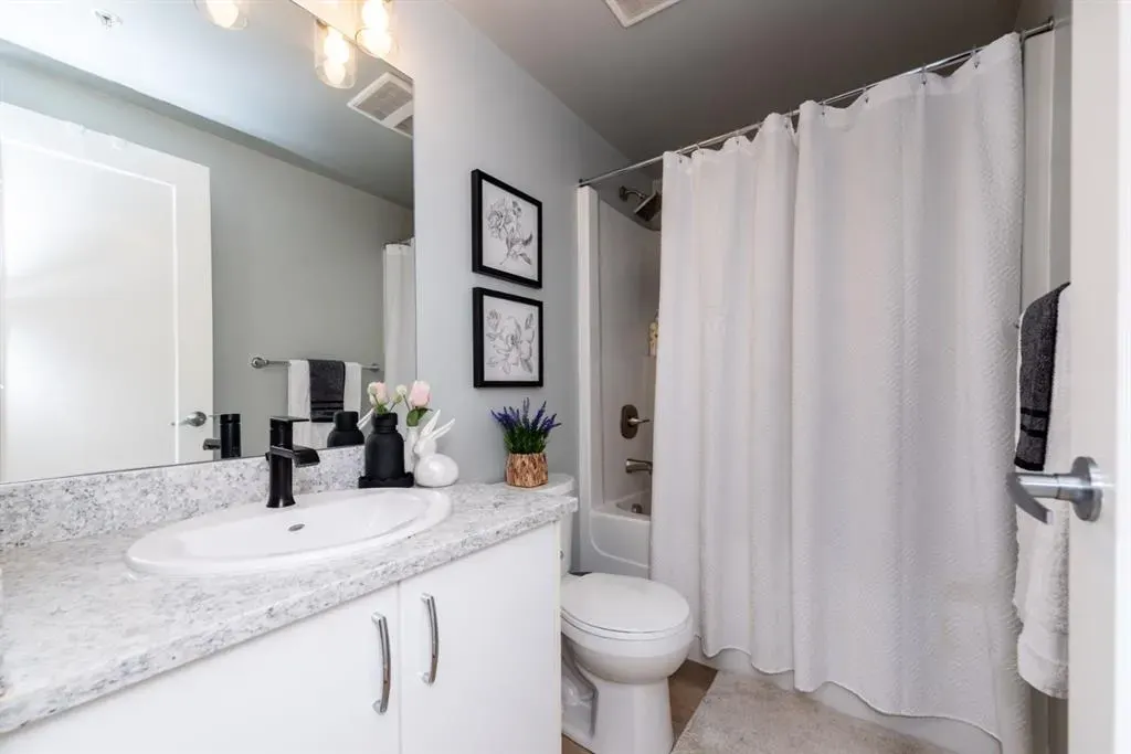 450 8 Avenue SE, #606