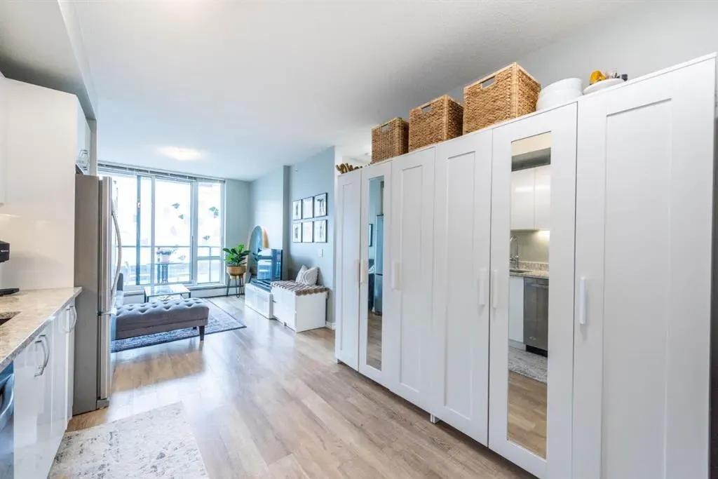 450 8 Avenue SE, #606