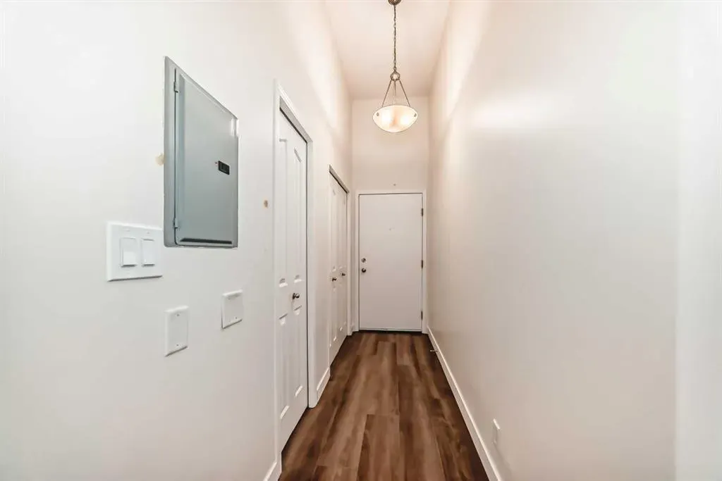 1111 6 Avenue SW, #209