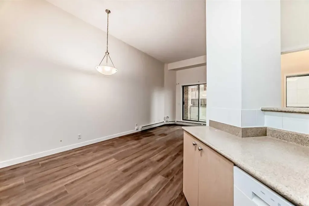 1111 6 Avenue SW, #209