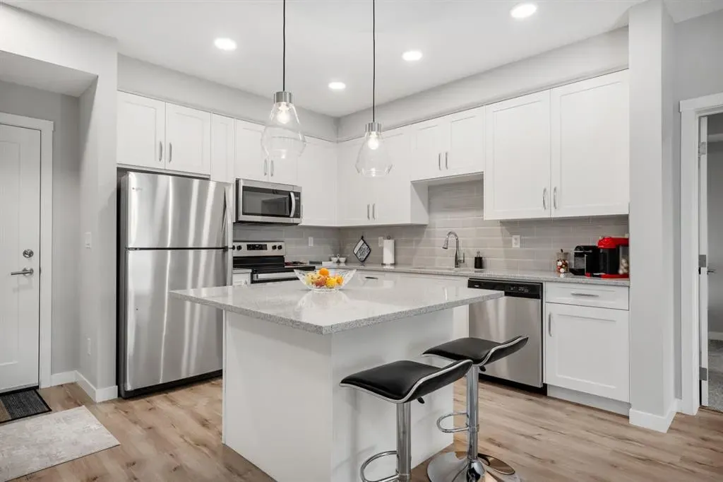 150 Shawnee Square SW, #205