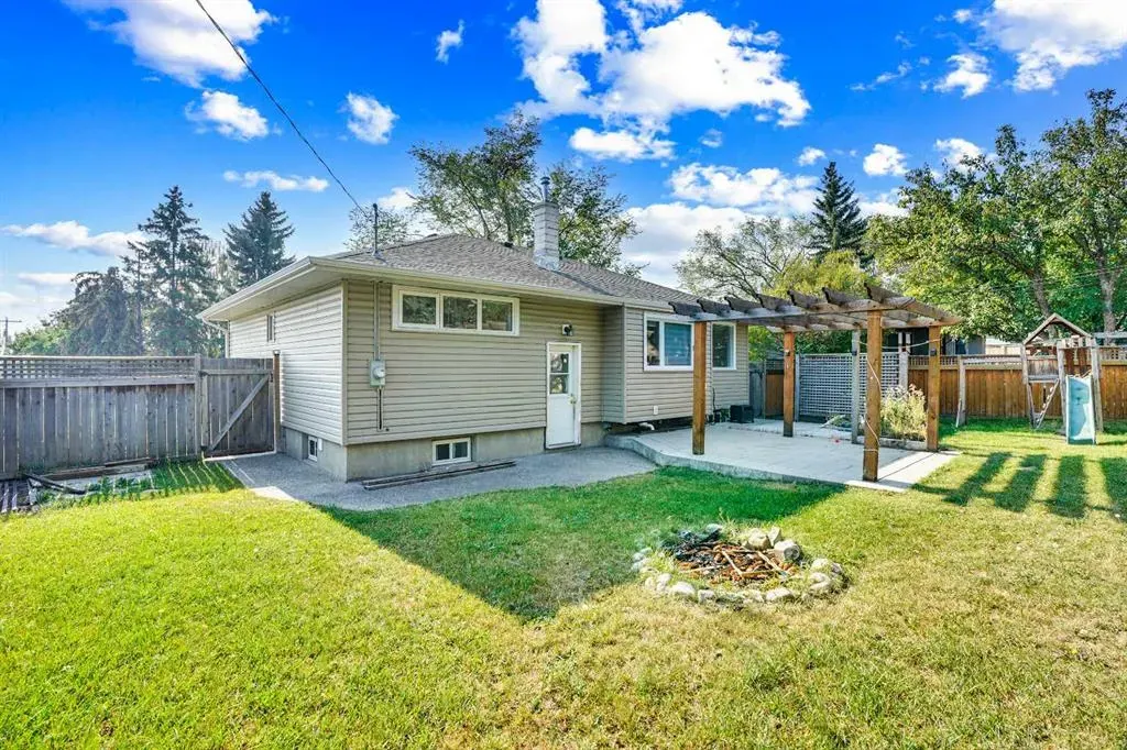 9 Cottage Street NW