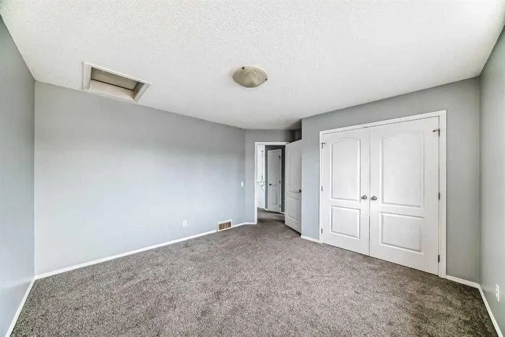 120 SPRINGMERE Grove
