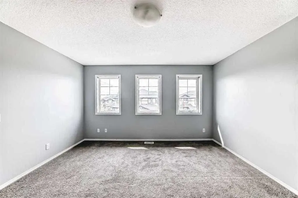 120 SPRINGMERE Grove