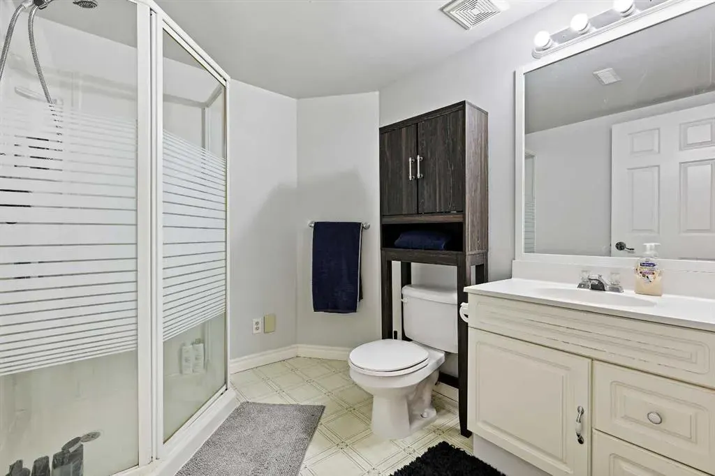 32 Millrise Crescent SW