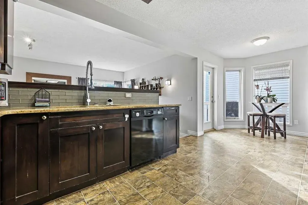 32 Millrise Crescent SW