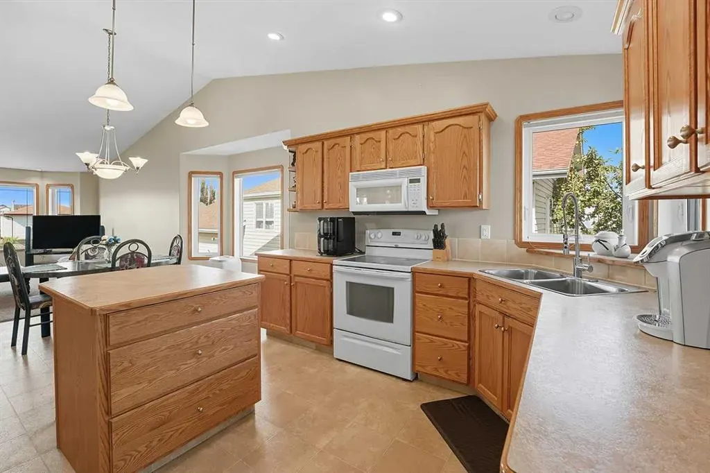 193 Westgate Crescent