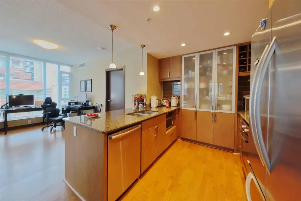 888 4 Avenue SW, #1007