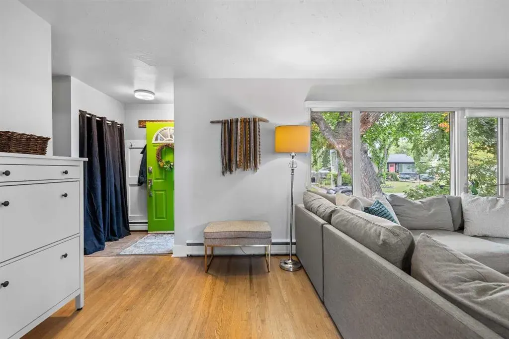 56 Harley Road SW