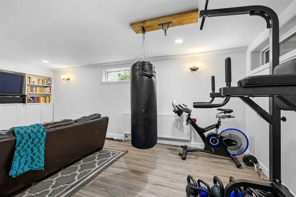 56 Harley Road SW