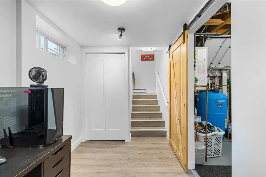 56 Harley Road SW