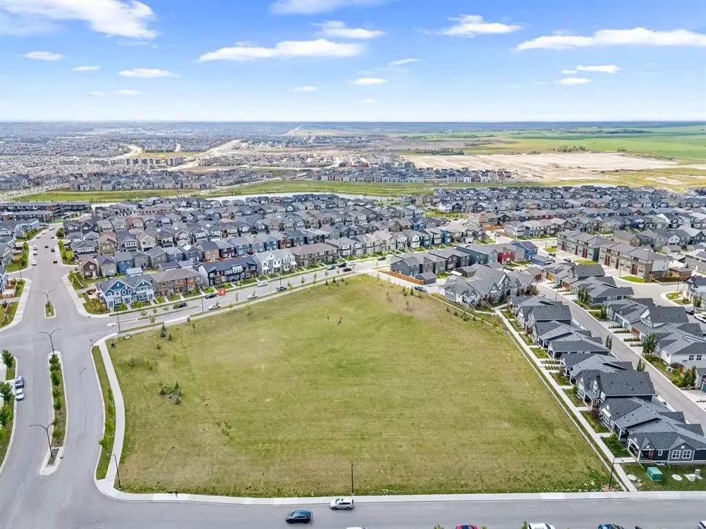 350 Livingston Common NE, #2311