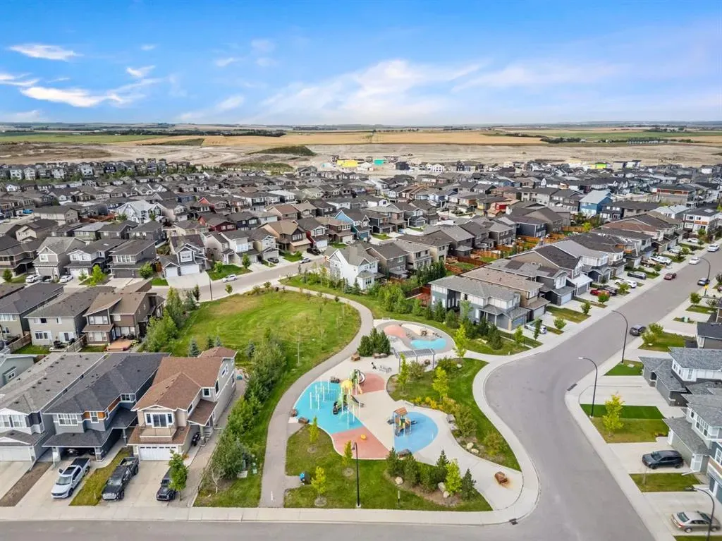 350 Livingston Common NE, #2311