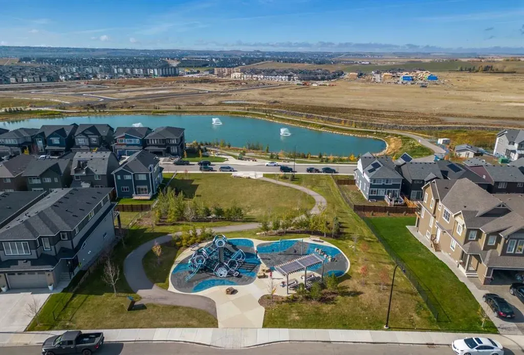 350 Livingston Common NE, #2311