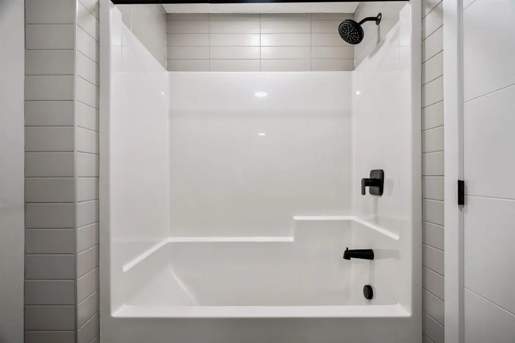 350 Livingston Common NE, #2311