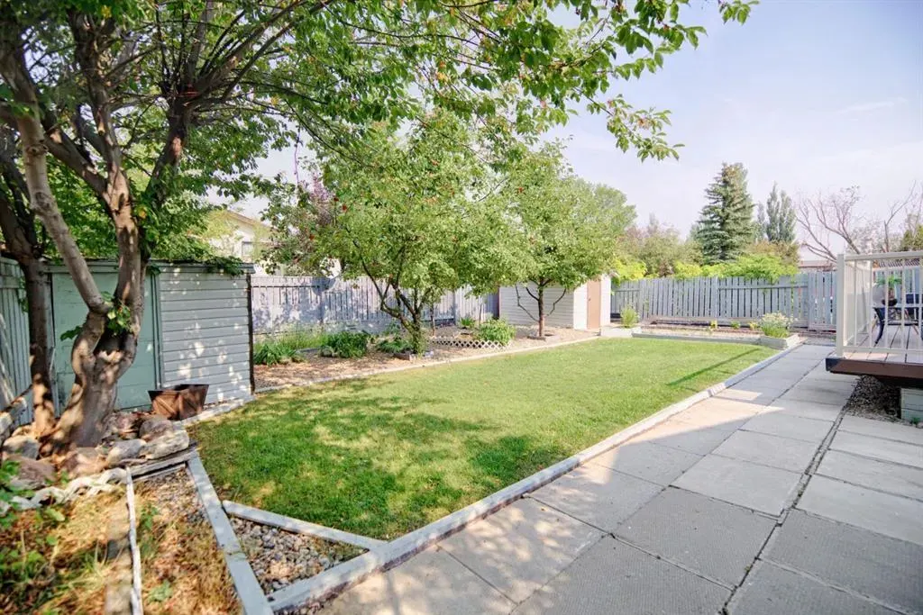 110 Ojibwa Road W