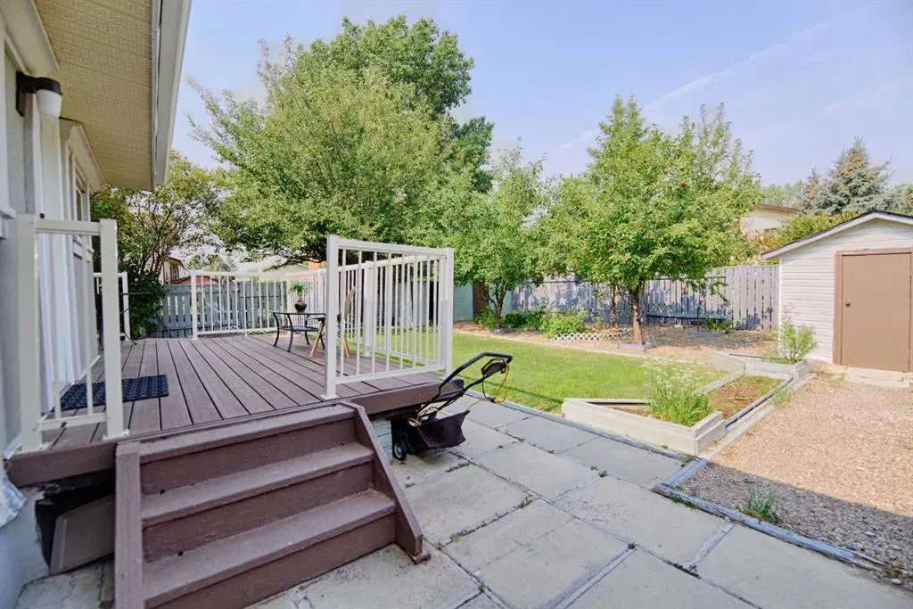 110 Ojibwa Road W