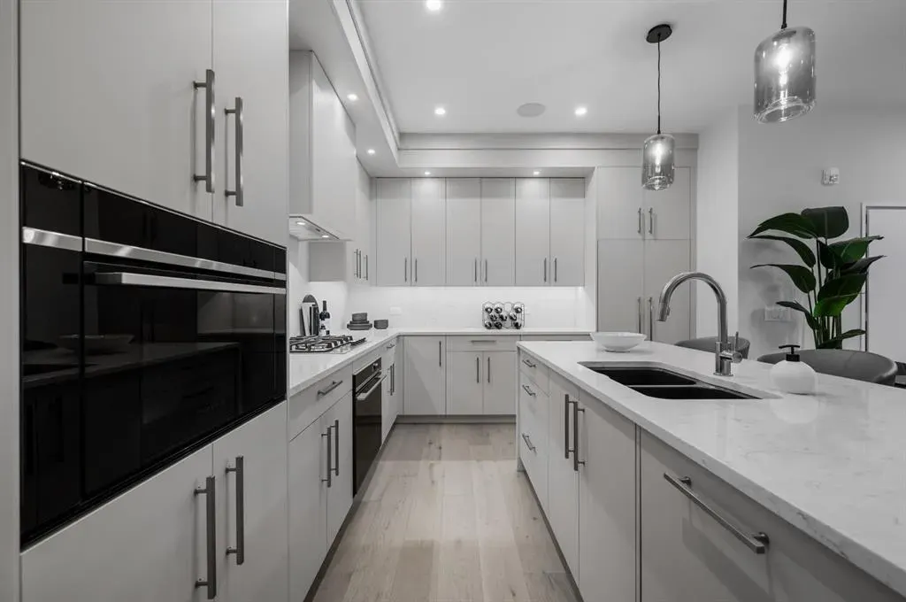 835 78 Street SW, #109