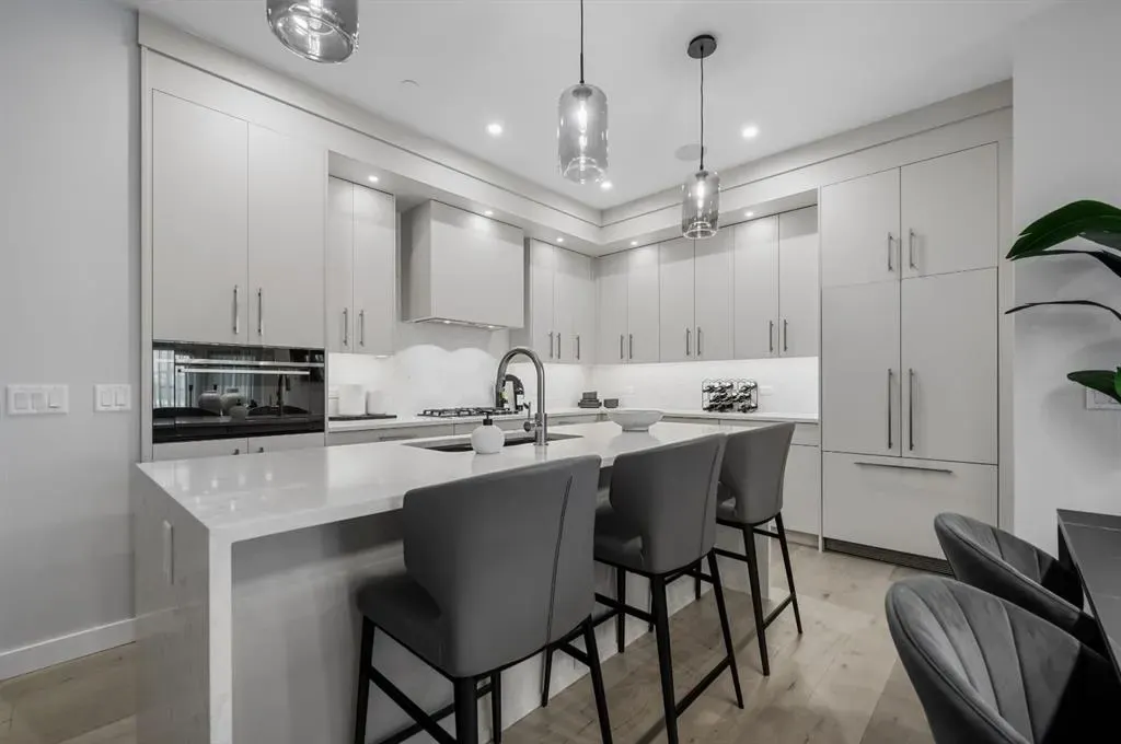 835 78 Street SW, #109