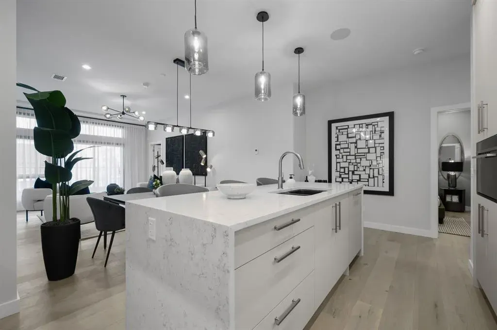 835 78 Street SW, #109