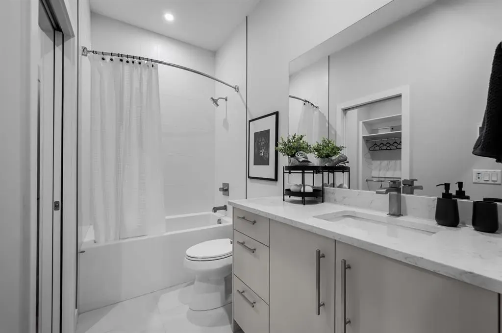 835 78 Street SW, #109