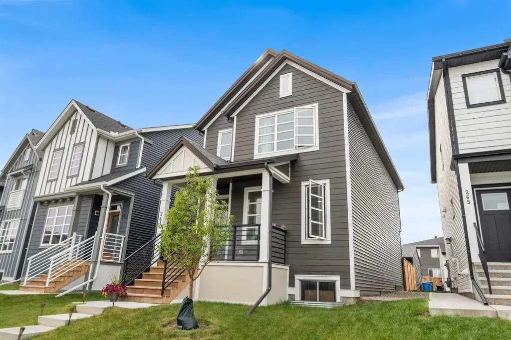 261 Walcrest Way SE