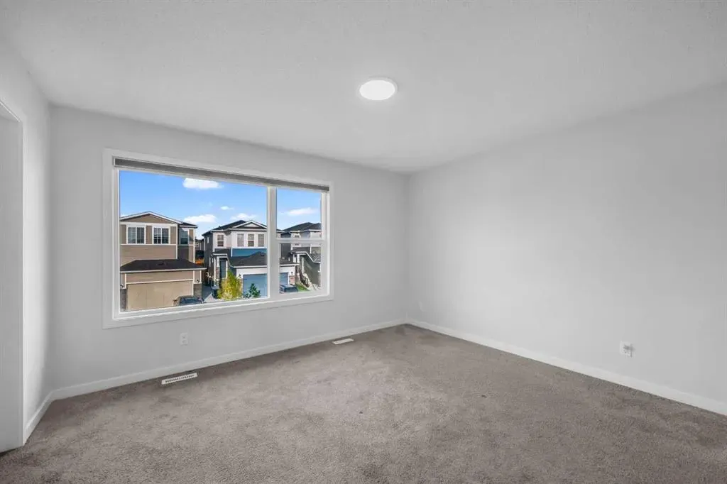 83 Corner Meadows Grove NE