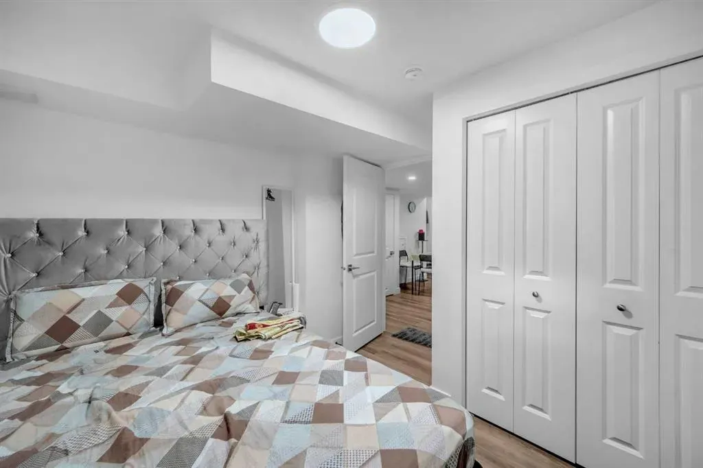 83 Corner Meadows Grove NE