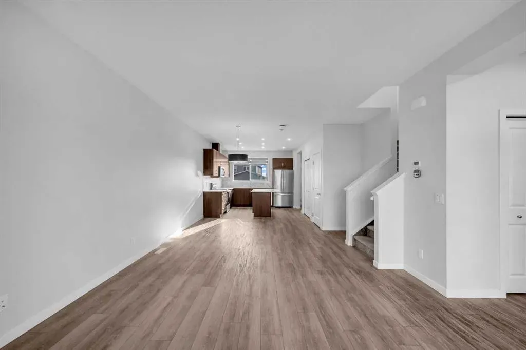 83 Corner Meadows Grove NE