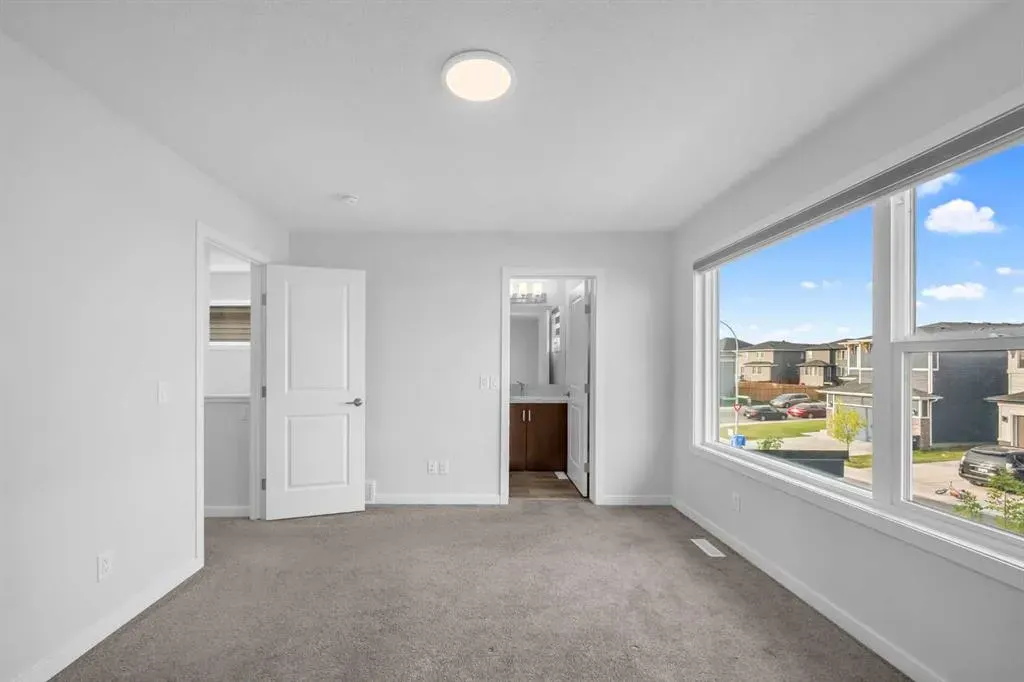 83 Corner Meadows Grove NE