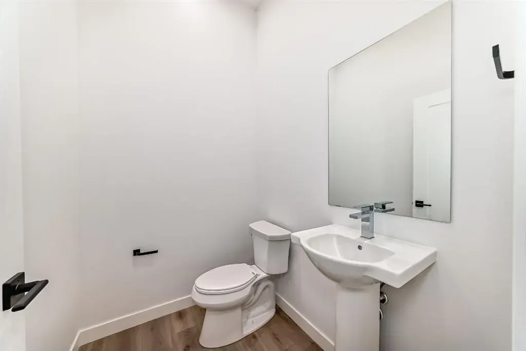8155 8 Avenue SW, #512