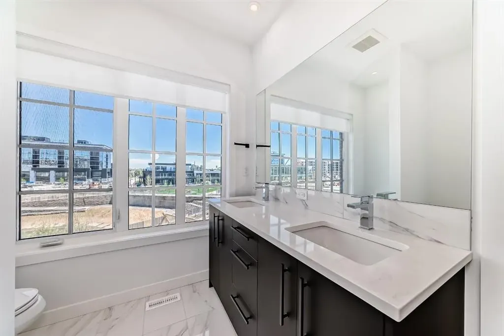 8155 8 Avenue SW, #512