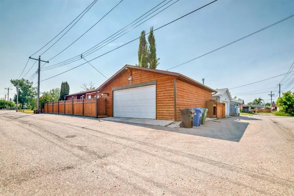 8 Penswood Place SE