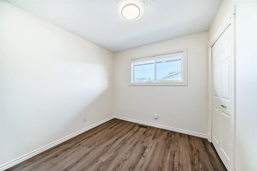 8 Penswood Place SE