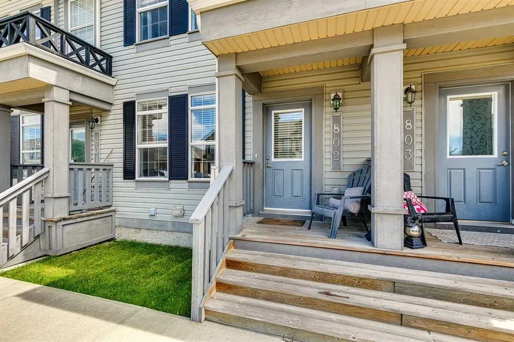 1001 8 Street NW, #802