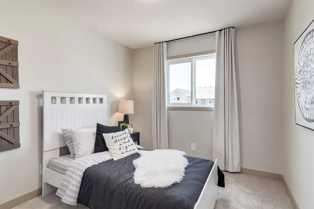 51 Heirloom Boulevard SE