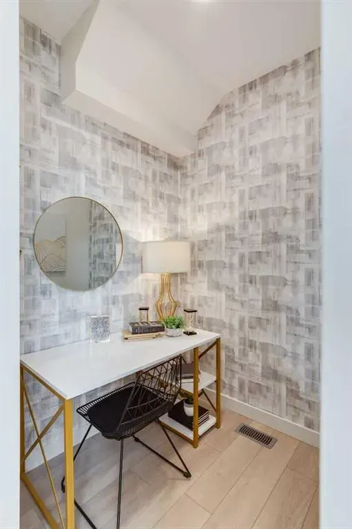 59 Heirloom Boulevard SE