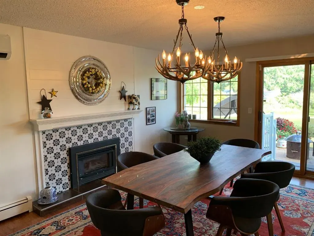 121 7 Street W