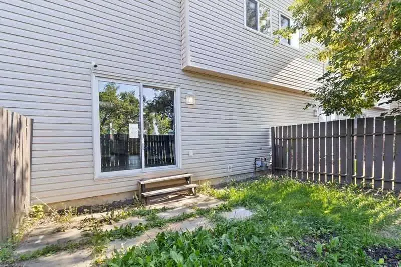 151C DICKINS Drive