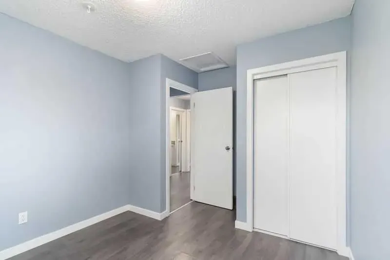 151C DICKINS Drive