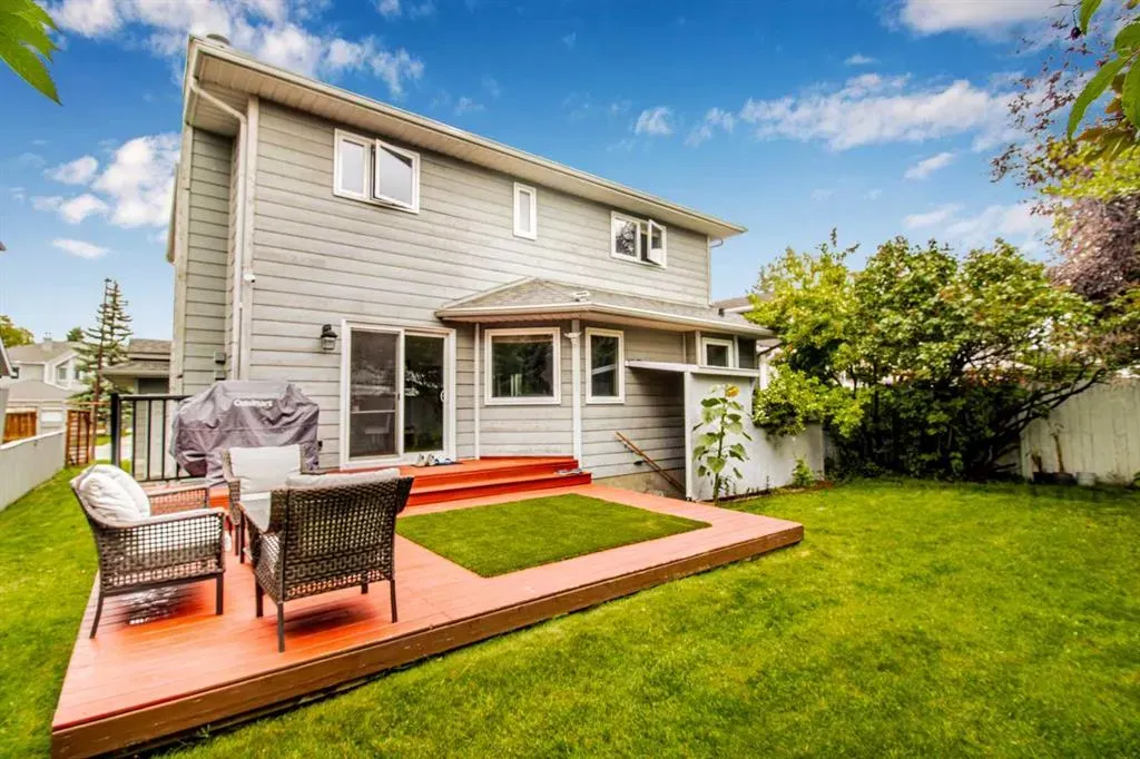 46 Sun Harbour Road SE