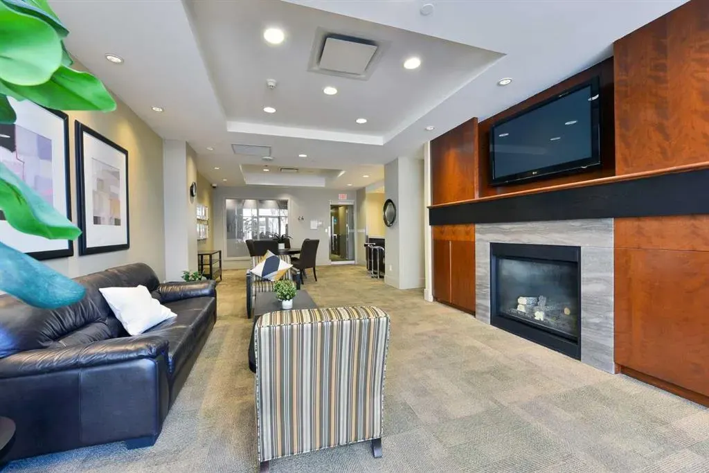 1118 12 Avenue SW, #2404