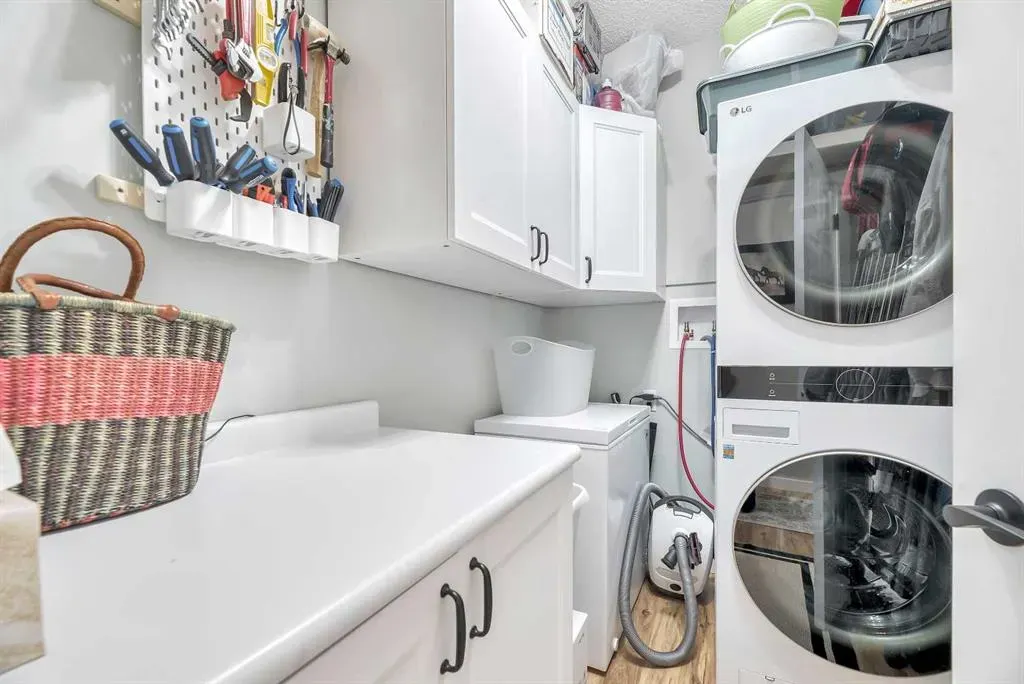 2144 Paliswood Road SW, #106