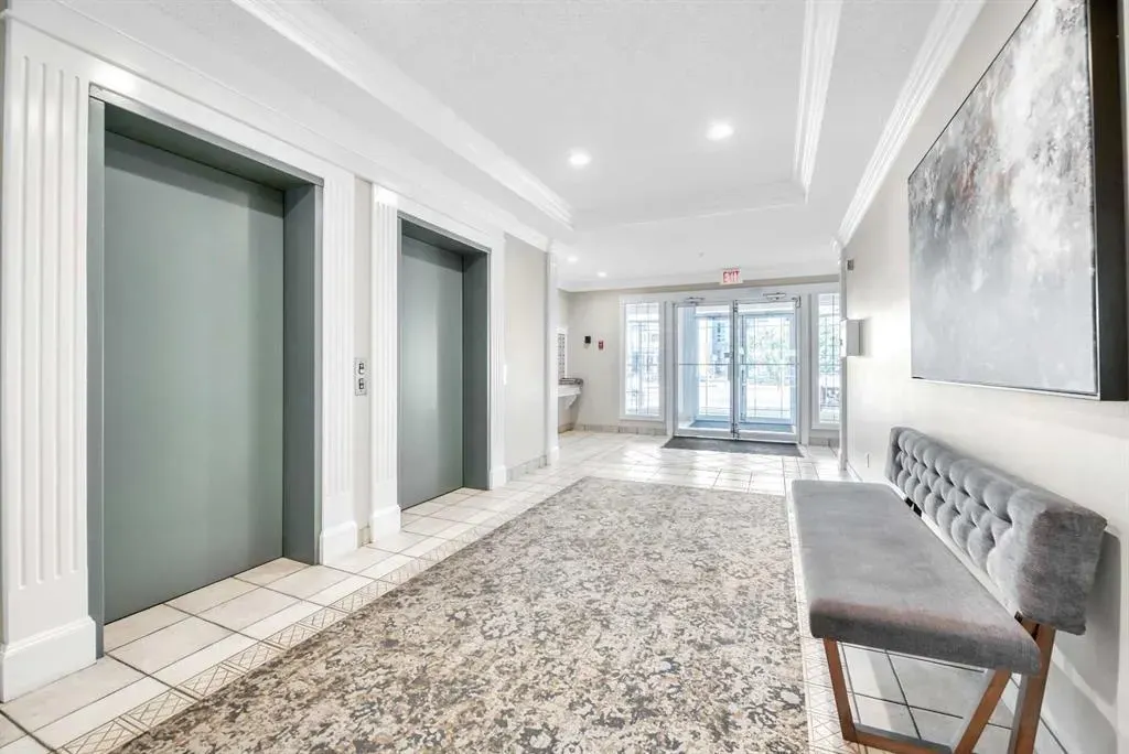 2144 Paliswood Road SW, #106