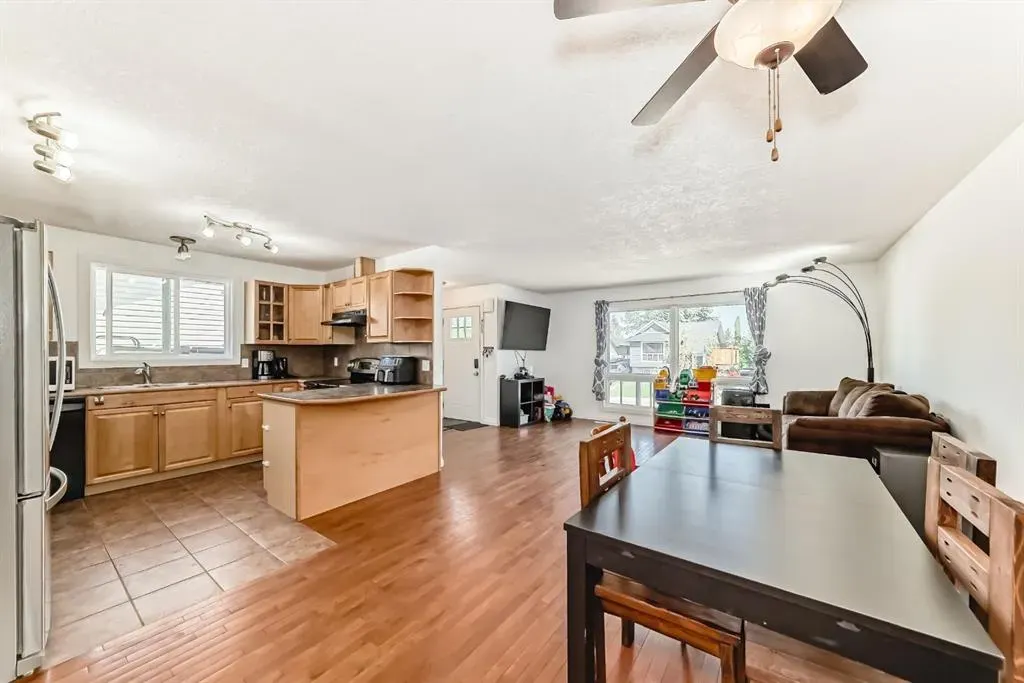 66 Eldridge Rise SE