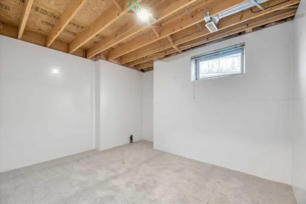 14 Grande Point Estates