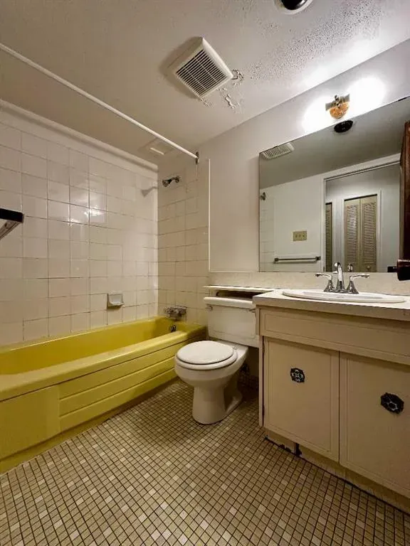 1616 8 Avenue NW, #109
