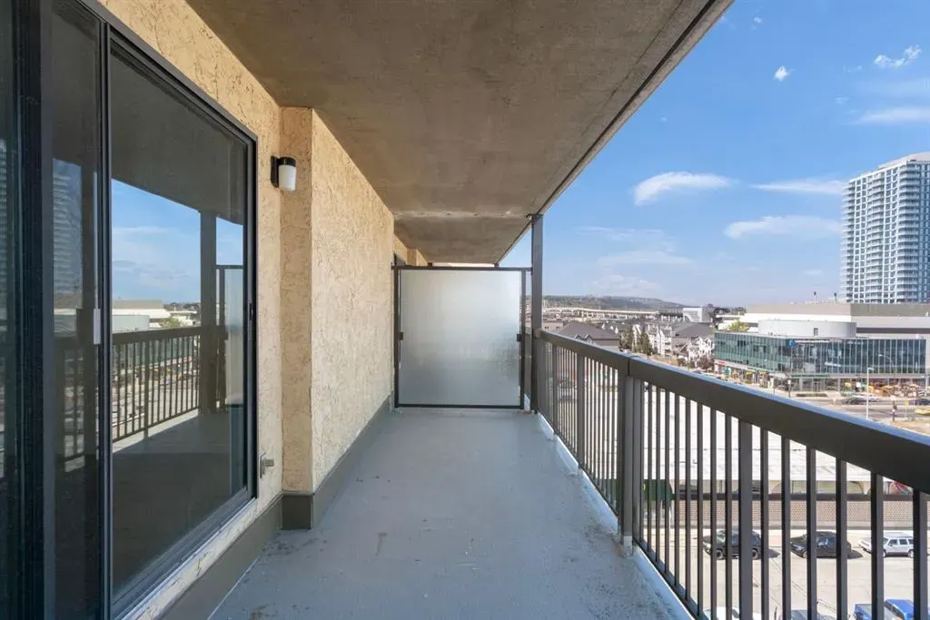 1334 12 Avenue SW, #806