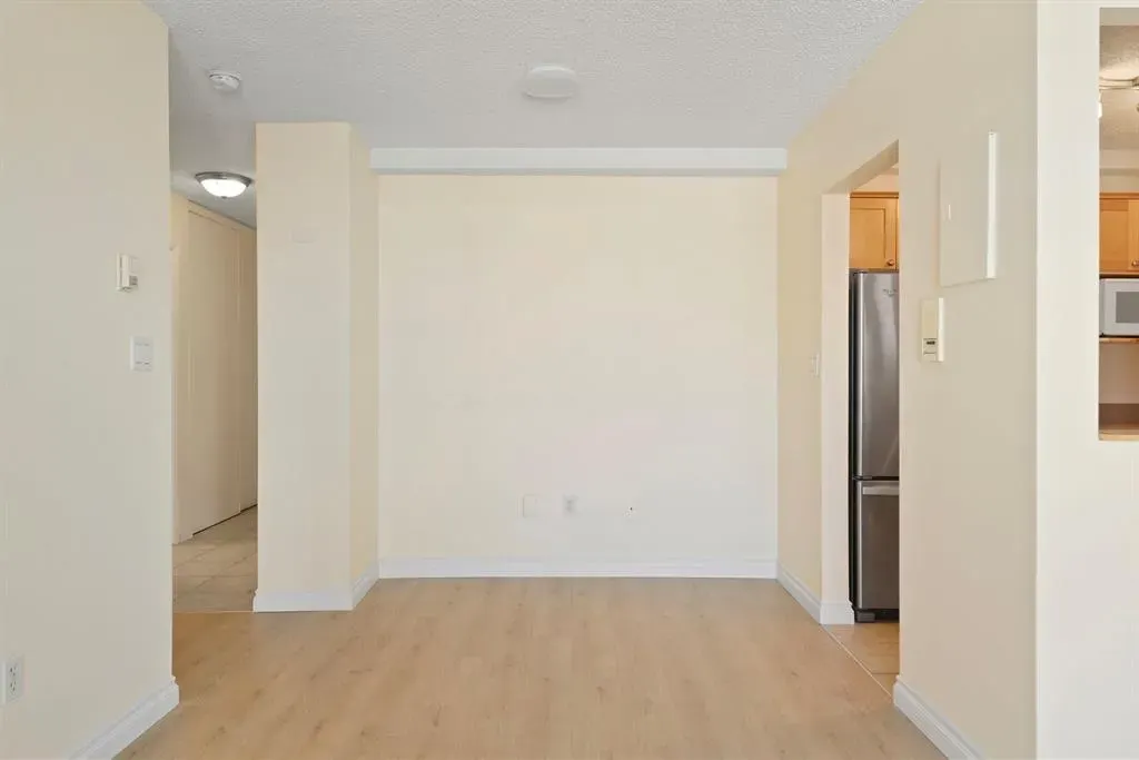 1334 12 Avenue SW, #806