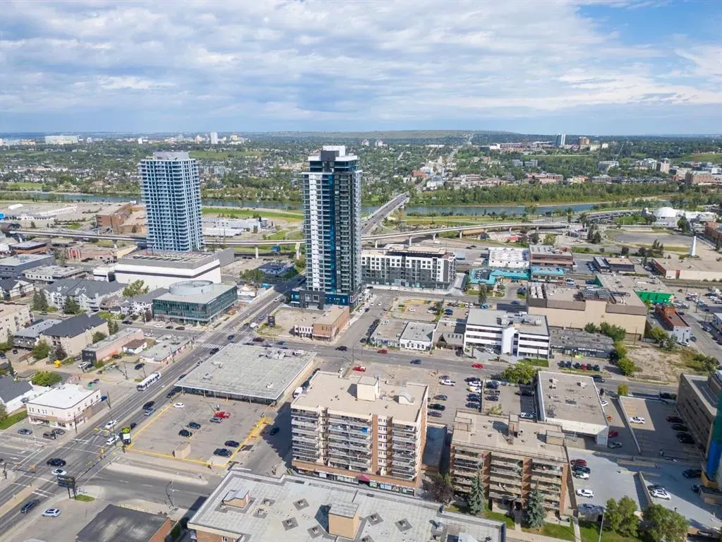 1334 12 Avenue SW, #806